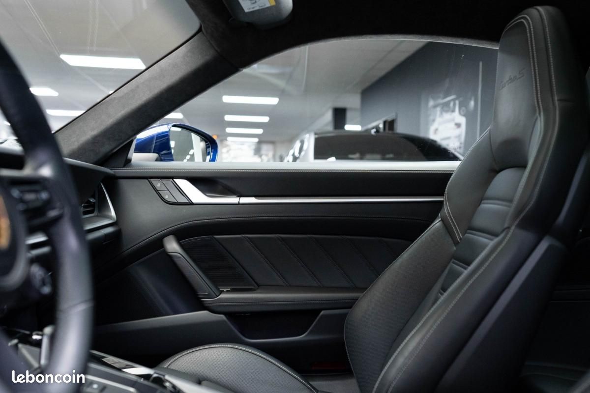 Porsche 911 TURBO S Coupe 3.8i 650 PDK 992 (image 28)