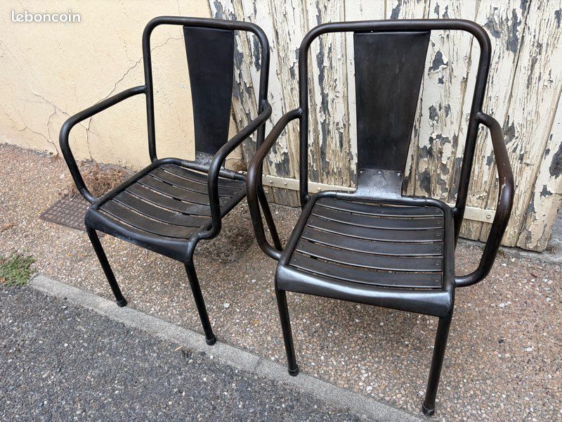 Lot de 2 chaises métal vintage (image 1)