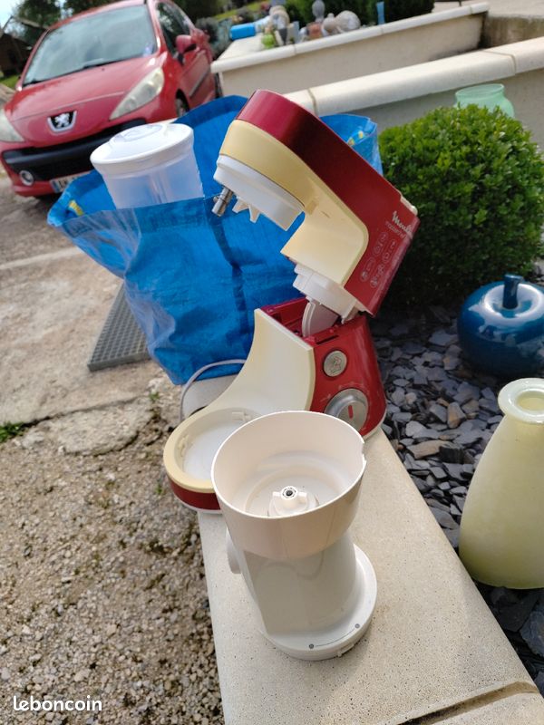 Robot Moulinex masterchef gourmet avec plein d accessoires (image 4)