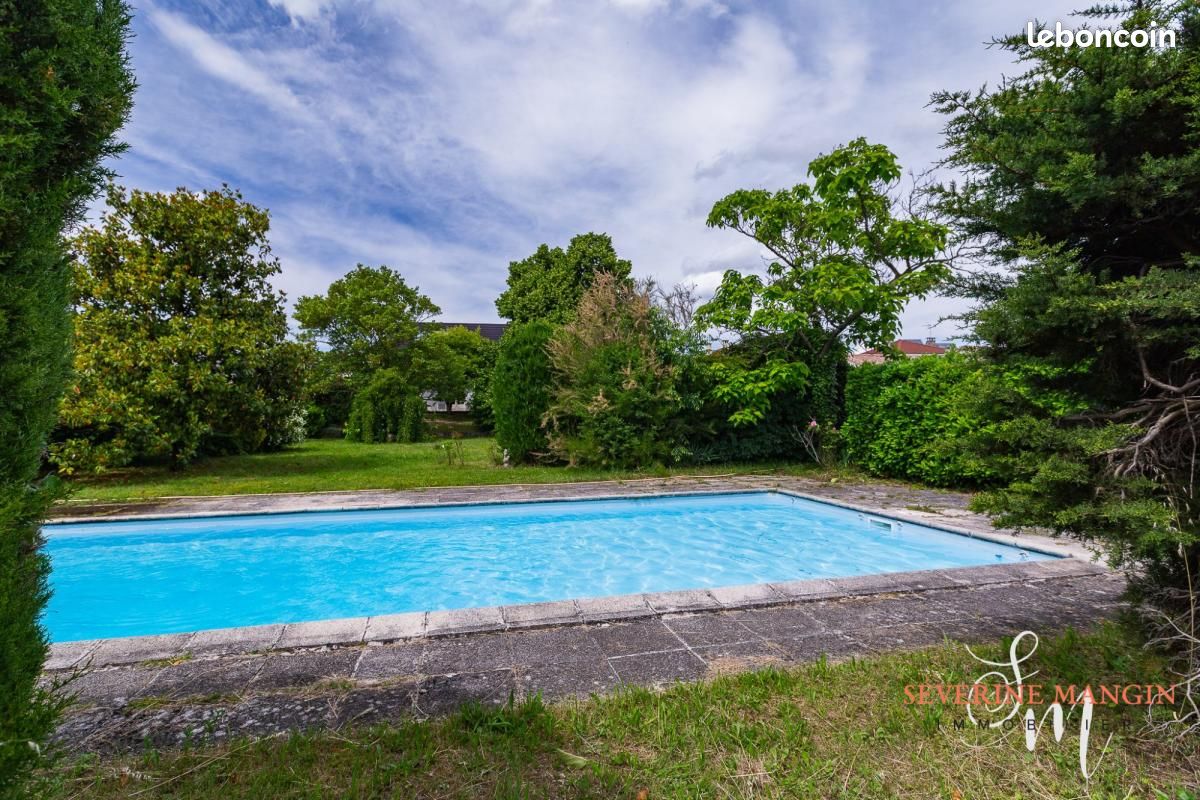 Maison 7 pièces 163 m² · à Romans-sur-Isère · 163 m² · 310 000 €