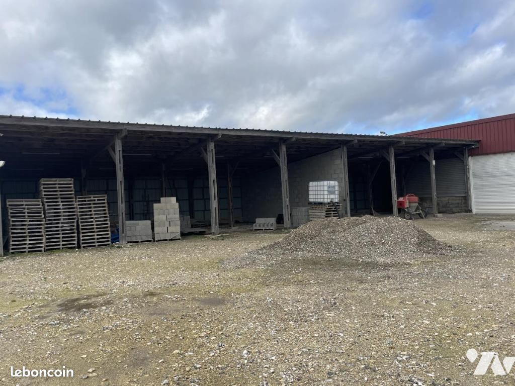 Maison 1 pièce 620 m² · à Woincourt · 620 m² · 226 400 €