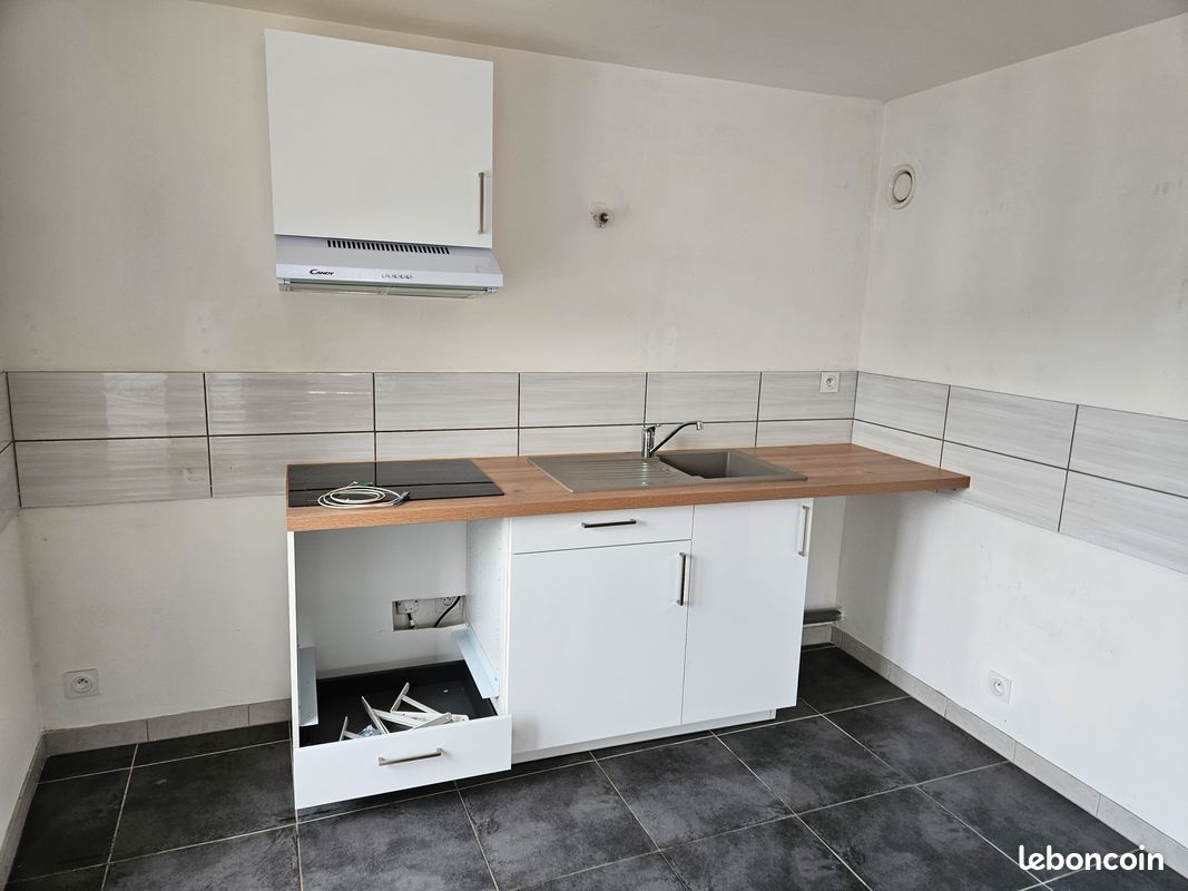 Appartement 3 pièces 64 m² · à Le Bourgneuf-la-Forêt · 64 m² · 490 €/mois