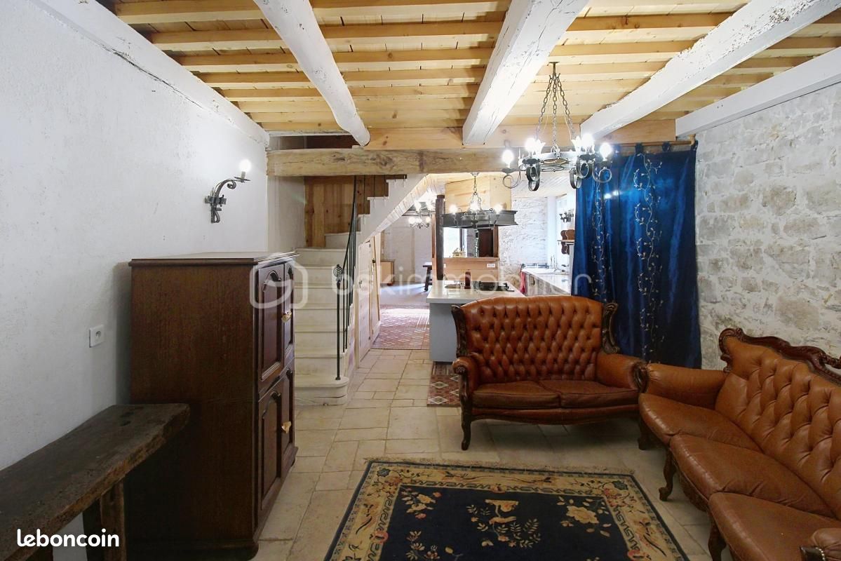 Maison 5 pièces 130 m² · à Nant · 130 m² · 150 000 €