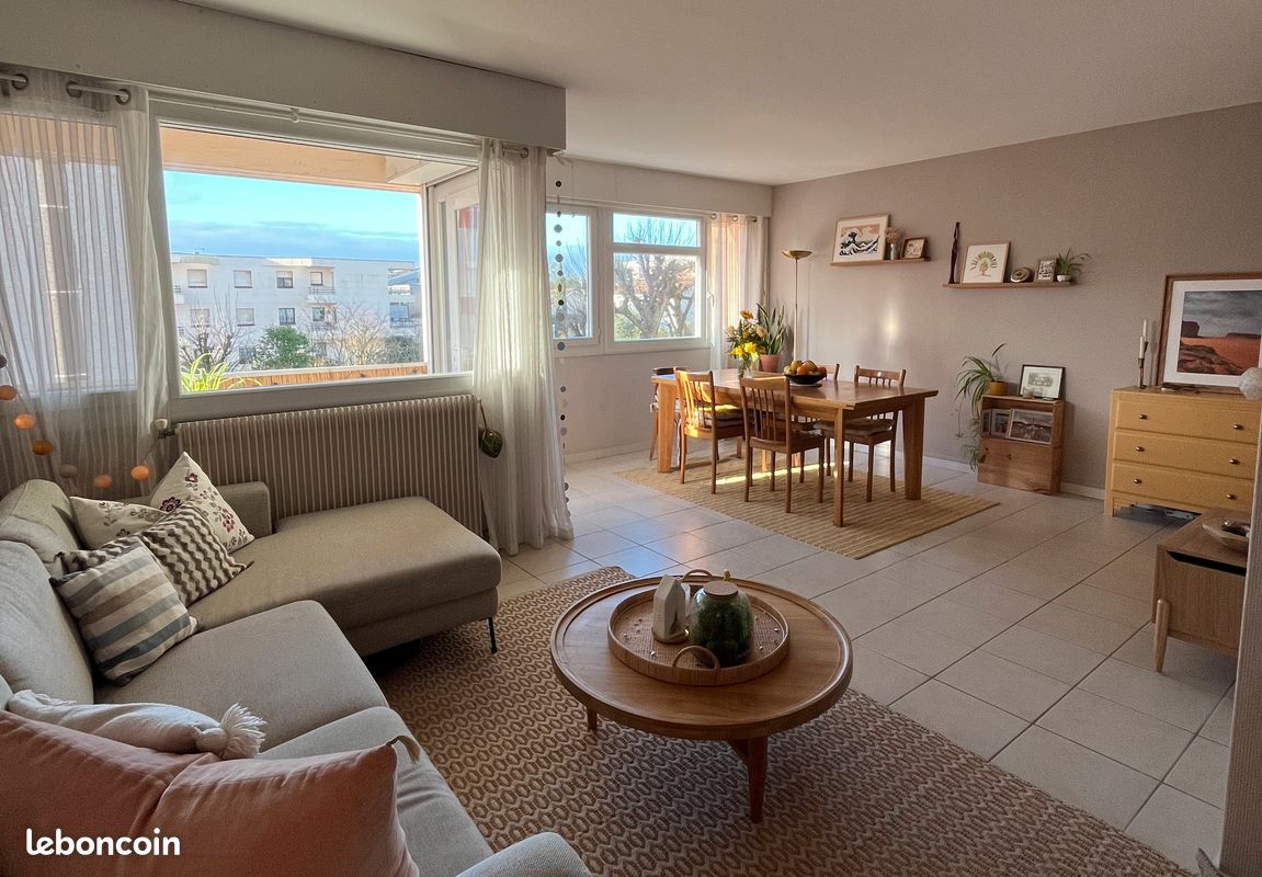 Parking 3 pièces 69 m² · à Bordeaux · 69 m² · 249 000 €
