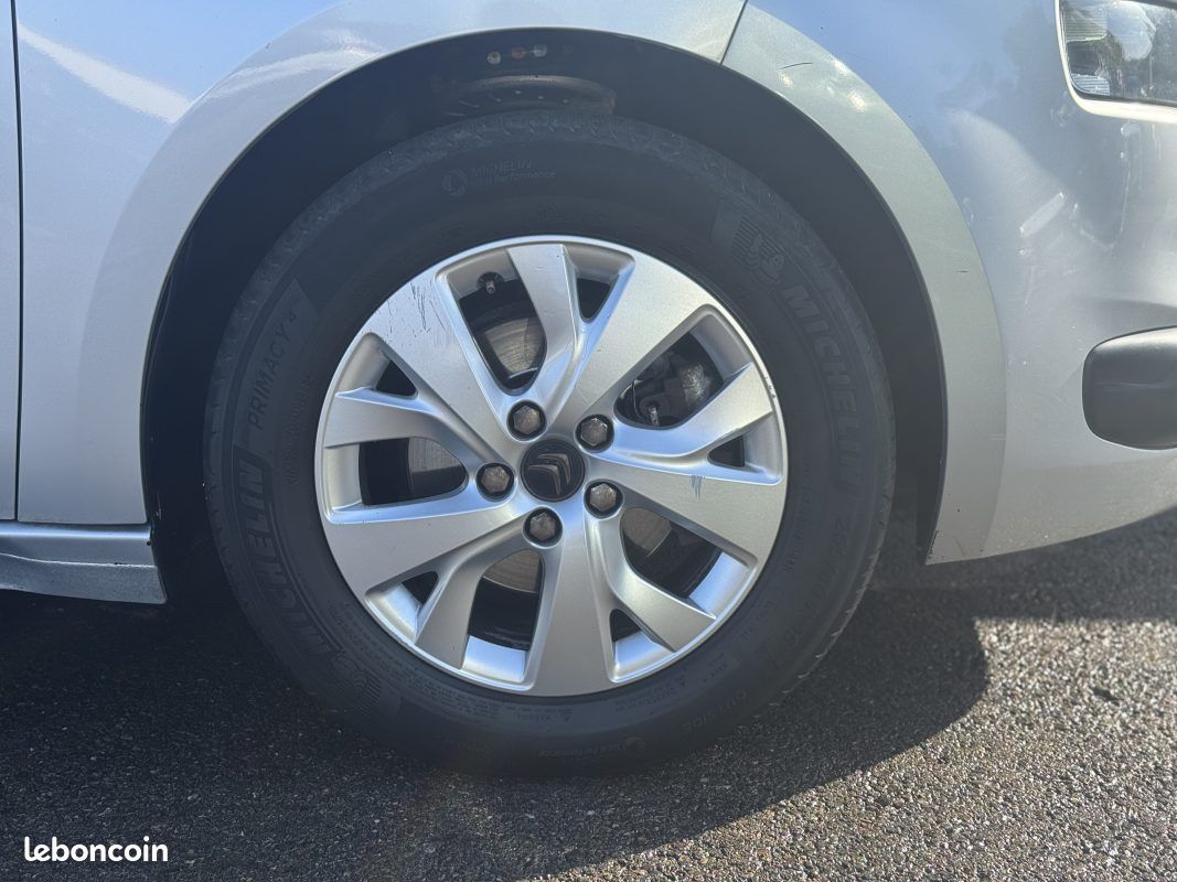 Citroen c4 1.6 hdi 115 attraction 2014 (image 24)
