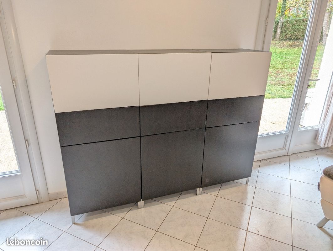 Buffet Alinéa noir et blanc (image 1)