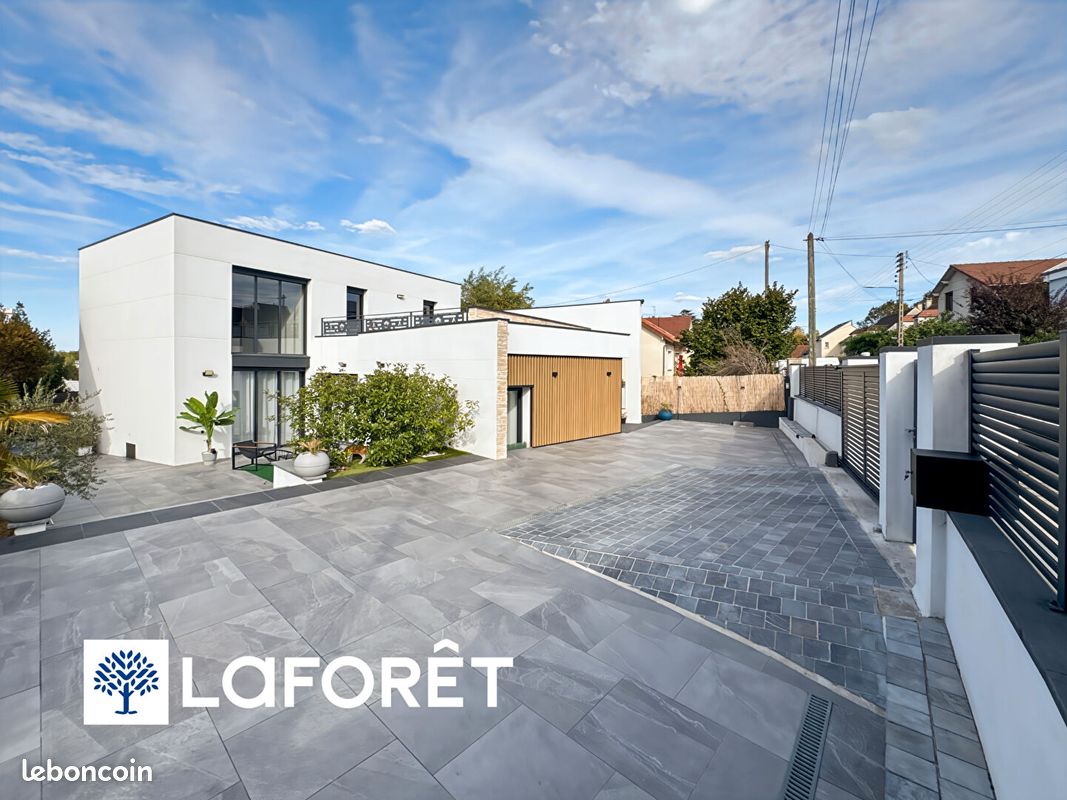 Maison 6 pièces 164 m² · à Villemoisson-sur-Orge · 164 m² · 748 000 €