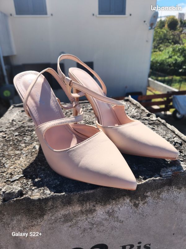 Chaussure a talon (image 1)