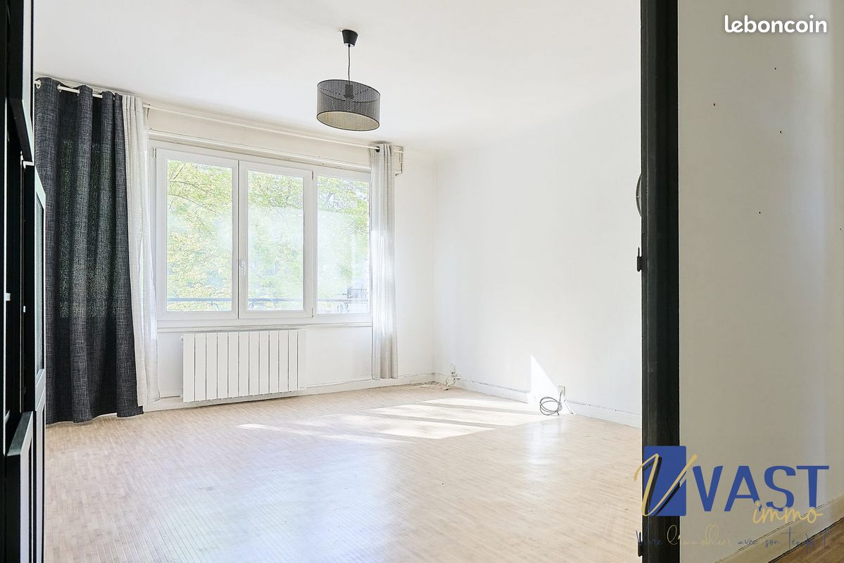 Appartement 3 pièces 73 m² · à Tourcoing · 73 m² · 99 900 €