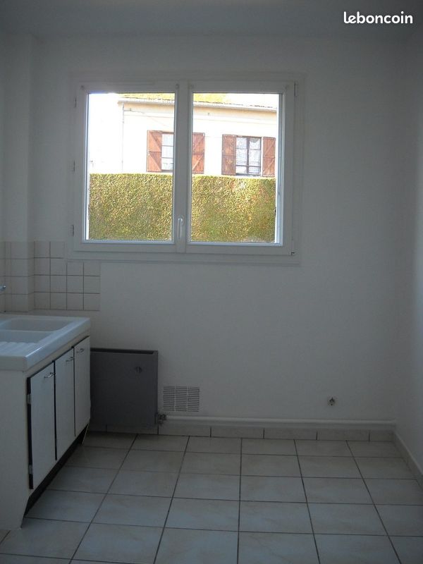 Appartement 3 pièces 64 m² · à Louviers · 64 m² · 600 €