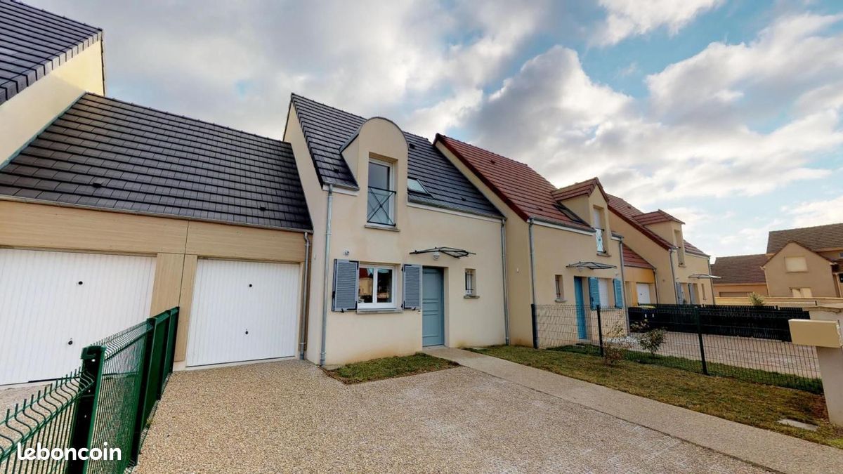 Maison 4 pièces 90 m² · à Morancez · 90 m² · 1 018 €