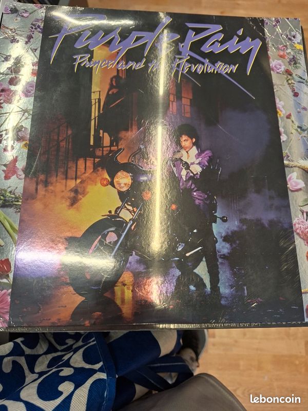 Vinyle Prince purple rain ..prix ferme (image 1)