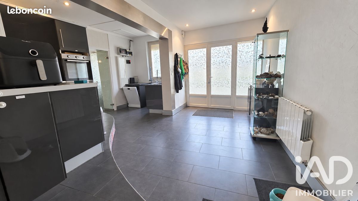 Maison 6 pièces 154 m² · à Orgeux · 154 m² · 199 000 €