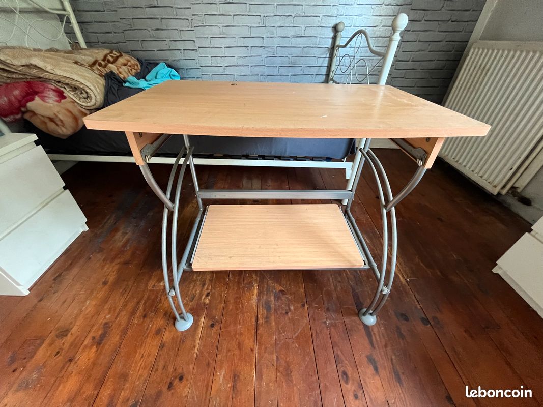 Bureau étudiant (image 2)