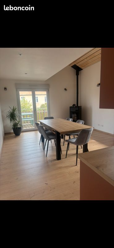 Parking 3 pièces 54 m² · à Arc-sous-Cicon · 54 m² · 870 €