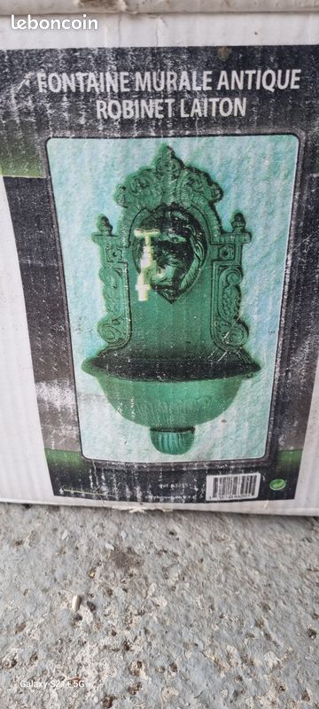 Fontaine murale antique avec robinet laiton (neuve encore dans son carton) (image 5)