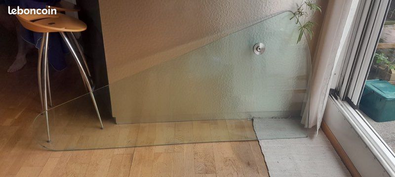 Plaque en verre pour table ou bureau (image 2)