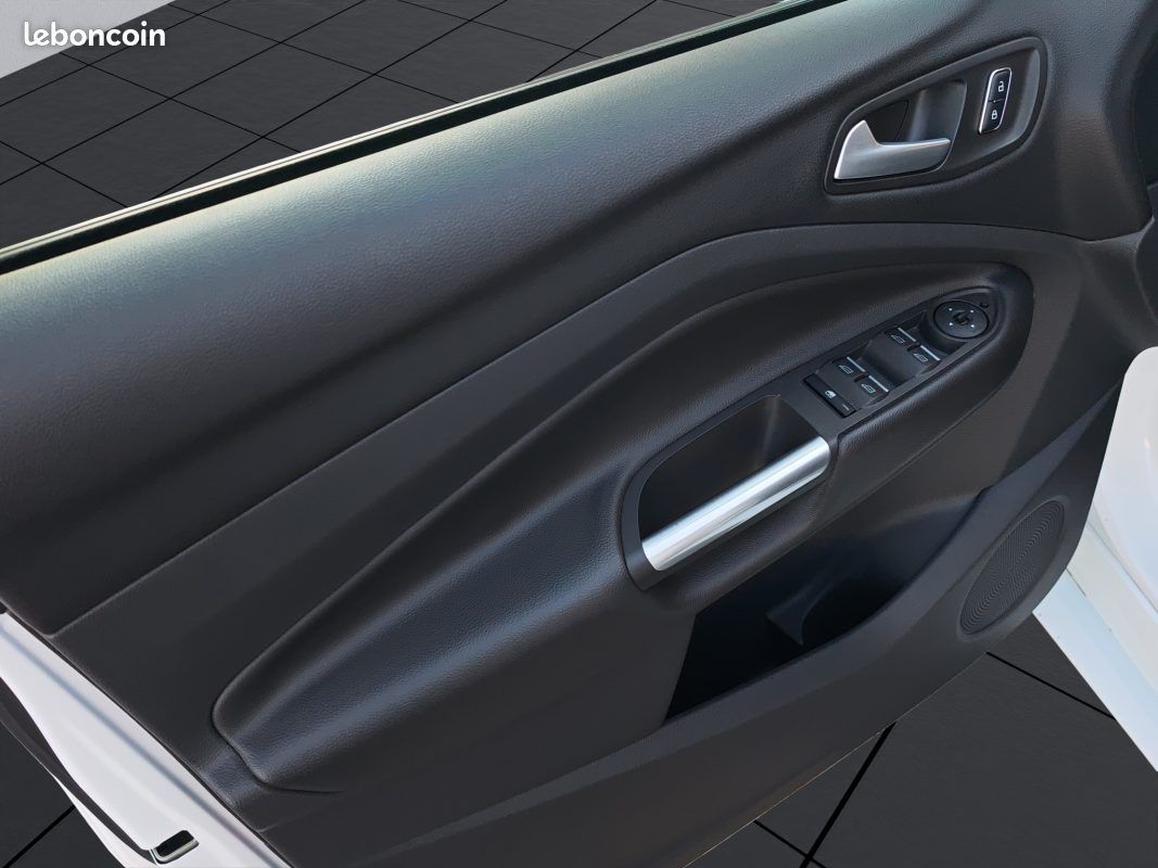 FORD KUGA II 2.0 TDCI 150 S&S TITANIUM 4X4 POWERSHIFT (image 23)