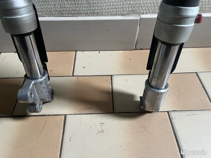 Fourche avant Piaggio Typhoon 50 2T / NRG / NTT – Gilera Stalker / Storm (image 3)