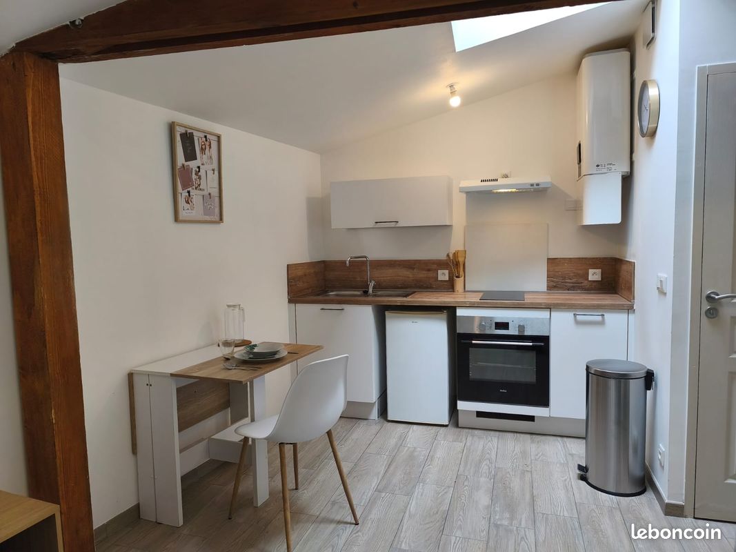 Appartement 1 pièce 22 m² · à Sablé-sur-Sarthe · 22 m² · 400 €