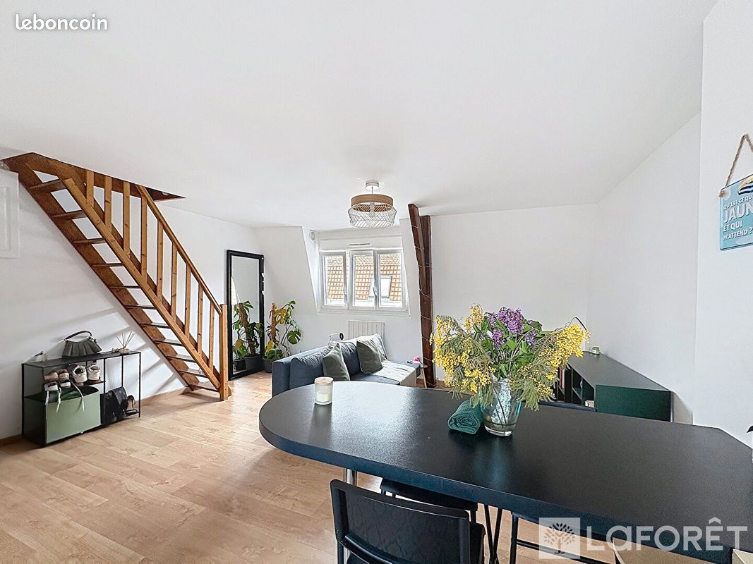 Appartement 1 pièce 28 m² · à Armentières · 28 m² · 500 €