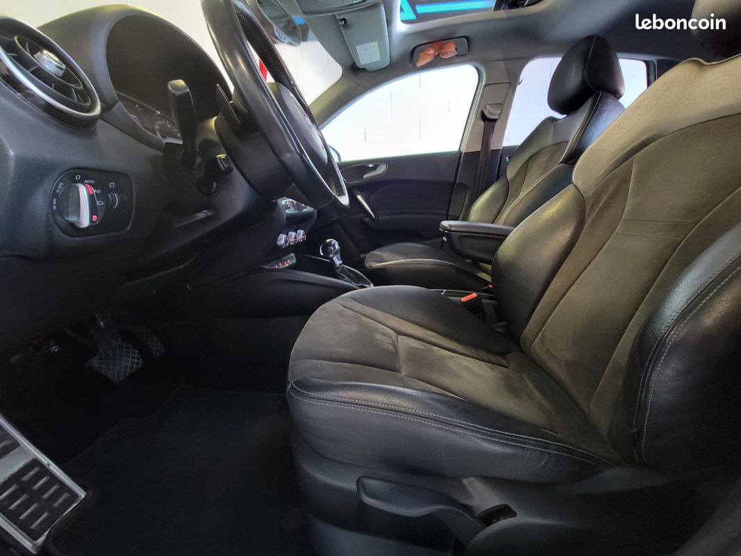 Audi A1 Sportback Ambition Luxe S-tronic 150cv - TOIT OUVRANT/RADARS AV & AR/REGULATEUR DE VITESSE/CLIMATISATION (image 17)