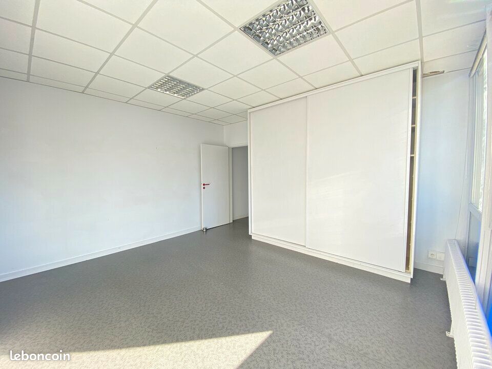 Bureaux 56 m² RENNES (image 6)