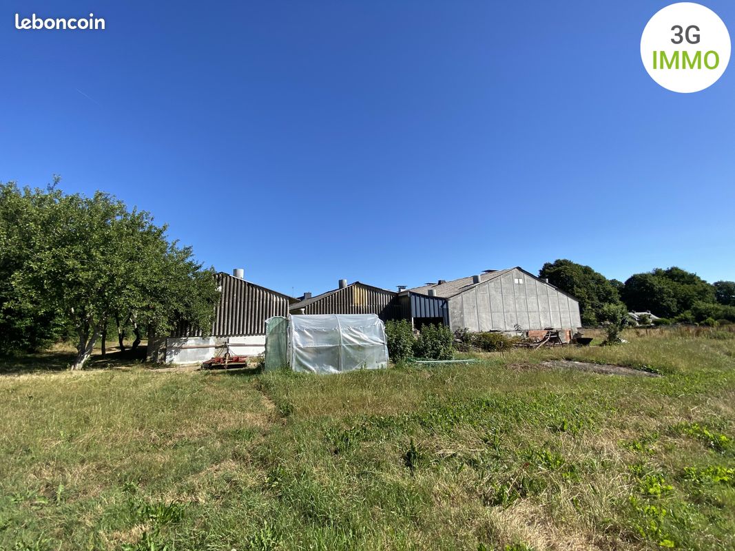 Vente Garage / Parking Plumelin · 45 000 €