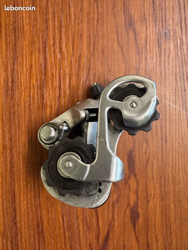 Shimano 105 RD-1050 dérailleur 6/7 vitesses avec cage courte