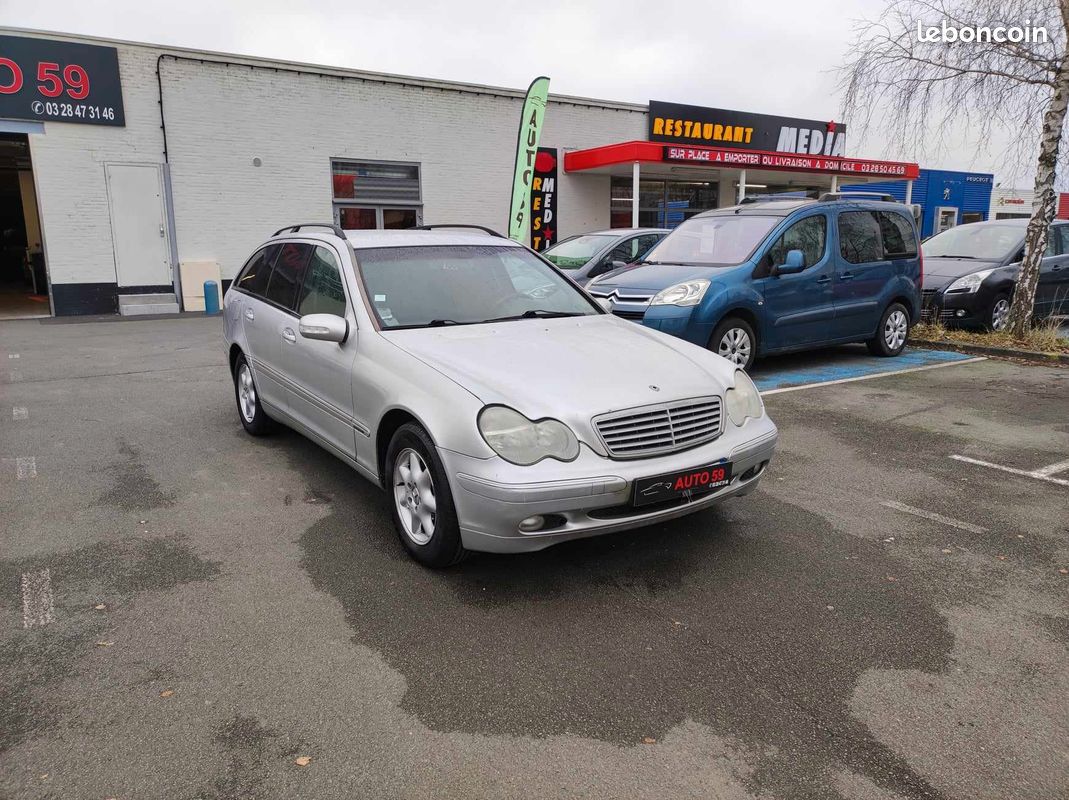 Toutes pièces détachées MERCEDES CLASSE C W203 C 200 CDI ou C220 CDI ou 2.7  CDI