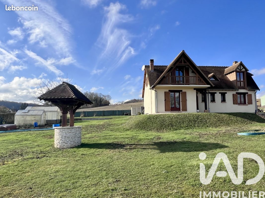 Maison 6 pièces 135 m² · à Magny-en-Vexin · 135 m² · 335 000 €