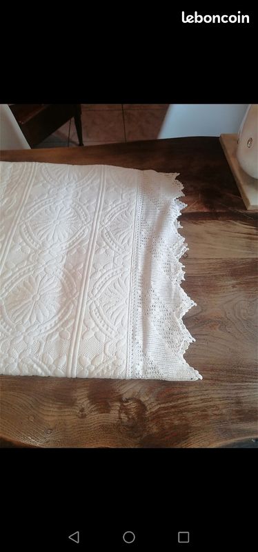 Vend très beau draps ancien ils sont énormément brodés (image 5)