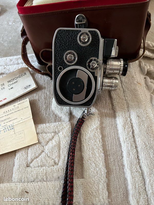 Caméra vintage Bolex Paillard B8L – Made in Switzerland – 8 mm (image 3)
