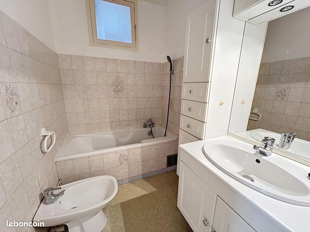 Appartement a louer joue-les-tours - 2 pièce(s) - 57 m2 - Surfyn