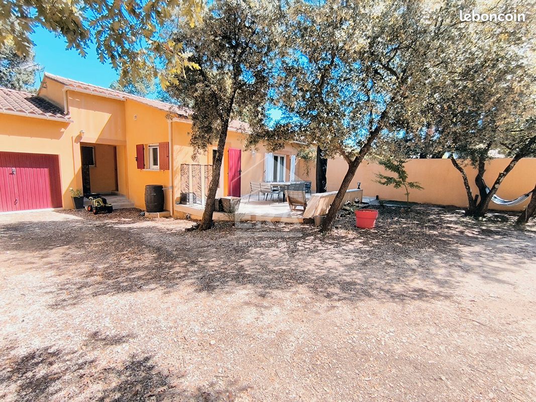Maison 8 pièces 125 m² · à Mazan · 125 m² · 350 000 €