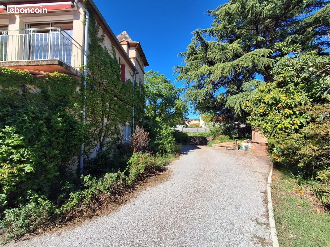 Maison de ville 8 pièces 287 m² (image 2)