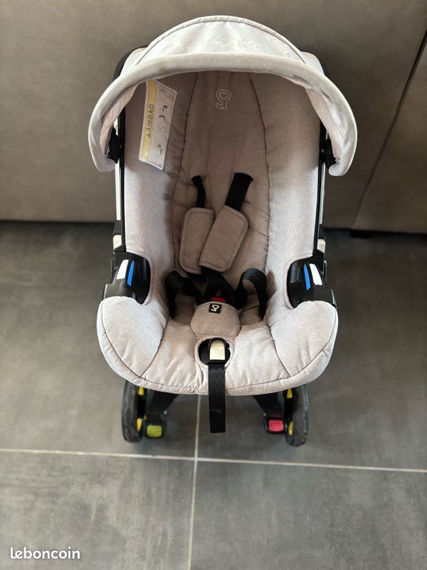 Poussette Doona sac à langer Équipement bébé