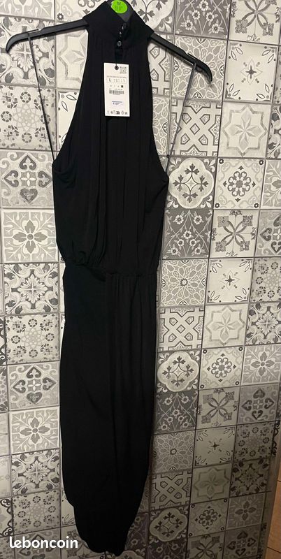 Robe Zara Col Roulé – Taille 36 – Noire (?) – Neuf Sans étiquette