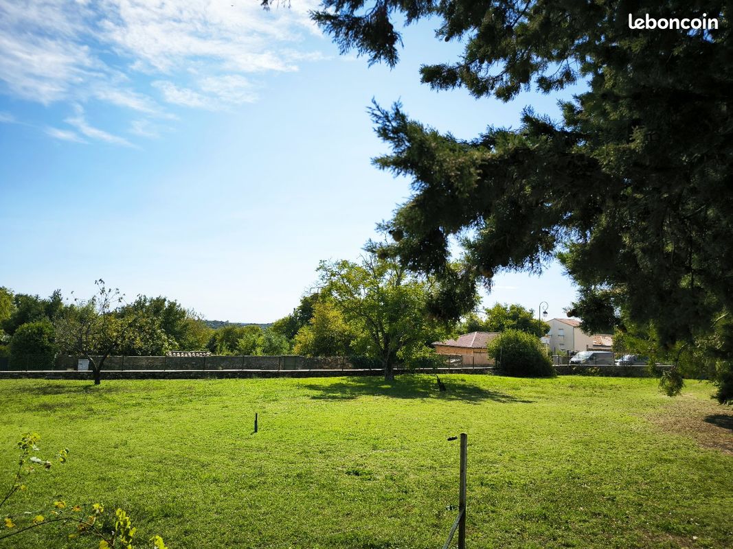 Terrain 1291 m² UZES · à Uzès · 150 000 €