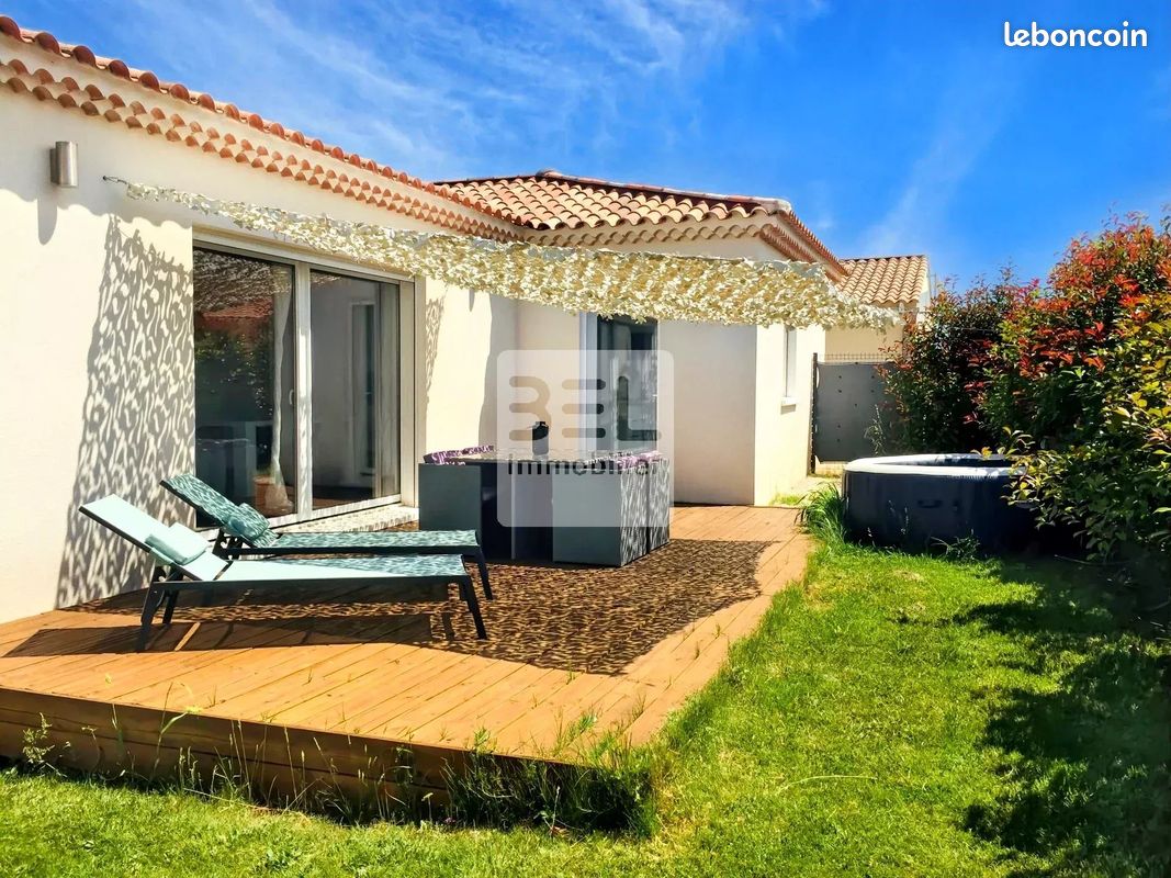 Maison 4 pièces 90 m² · à Laudun-l'Ardoise · 90 m² · 1 155 €