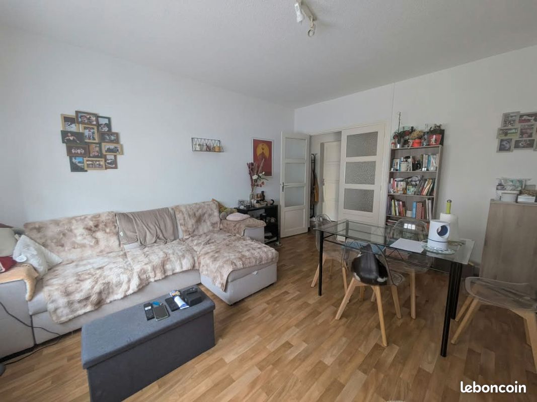 Appartement 3 pièces 53 m² · à Bourg-de-Péage · 53 m² · 550 €/mois