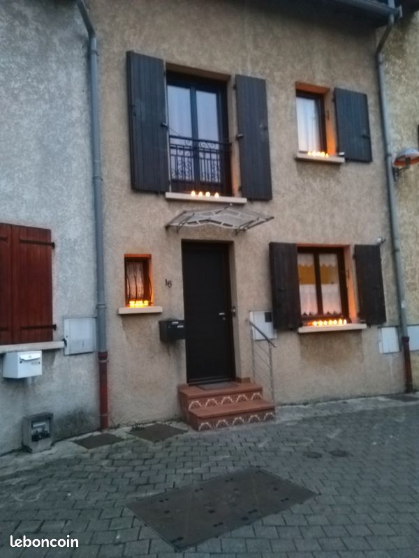 Maison 4 pièces 100 m² · à Vénissieux · 100 m² · 368 000 €