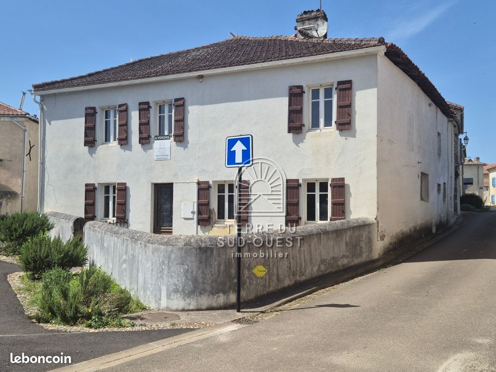 Maison 5 pièces 96 m² · à Urgons · 96 m² · 79 000 €