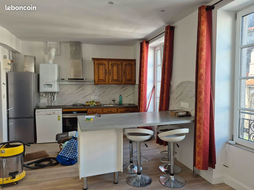 Appartement 1 pièce 39 m² · à Riom · 39 m² · 495 €/mois