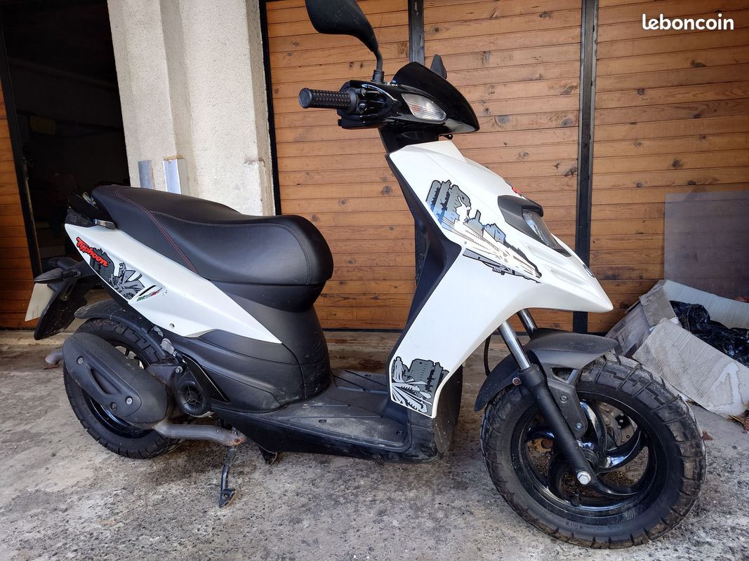 Gilera Typhoon Nuovo Typhoon 50 Scooter Piaggio Typhoon 2011