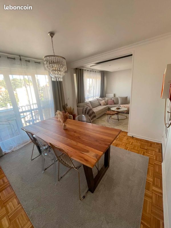 Appartement 4 pièces 81 m² · à Saint-Étienne · 81 m² · 790 €