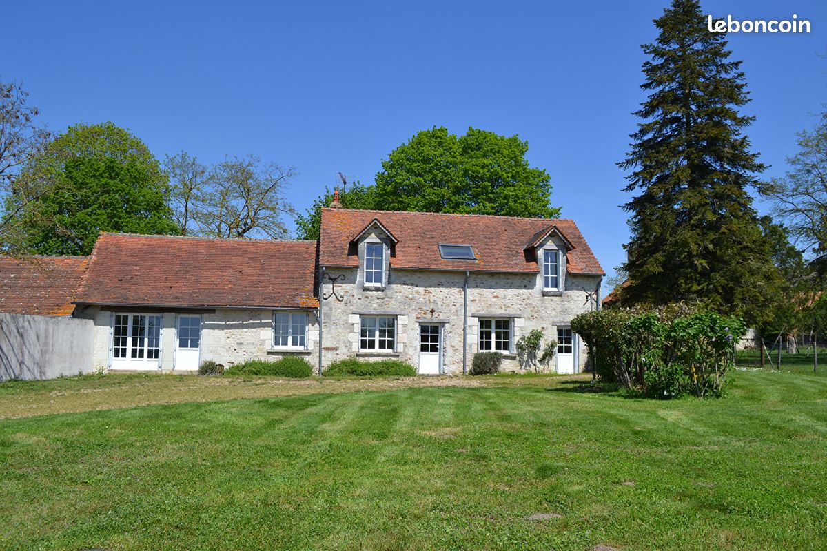 Maison 4 pièces 125 m² · à Oyré · 125 m² · 795 €/mois