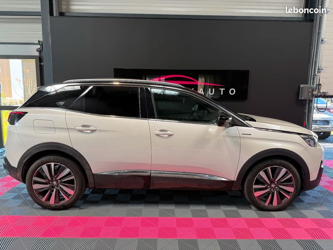 PEUGEOT 3008 165ch GT Line MOTEUR A CHAINE/ Toit ouvrant/ Sièges cuir/Apple Carplay 16880 (image 5)