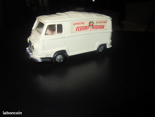 VINTAGE NOREV PLASTIQUE - RENAULT ESTAFETTE FLEURY MICHON à restaurer EUR 9,99 - FR