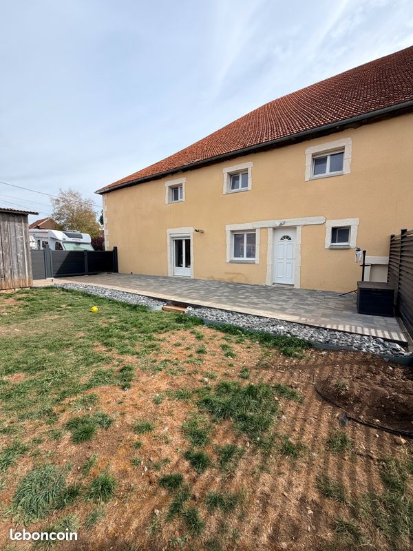 Maison 5 pièces 100 m² · à Courvières · 100 m² · 275 000 €
